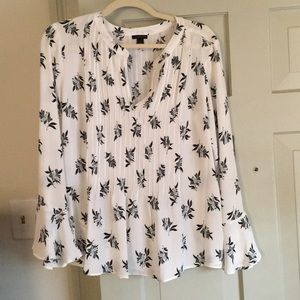 Beautiful Patterned Ann Taylor Shirt